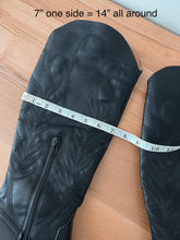 Load image into Gallery viewer, hella bella cowboy boots (BLACK)