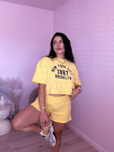 Load image into Gallery viewer, New York City Brooklyn 1987 Set in Yellow
