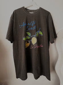 Amalfi Coast lemon graphic tee