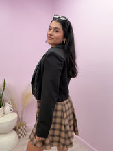 Load image into Gallery viewer, Zuria Cropped Blazer