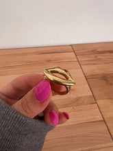 Load image into Gallery viewer, Kiss kiss Ring *18K Gold Plated*