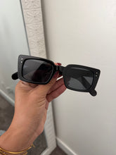 Load image into Gallery viewer, Black Square Sunglasses