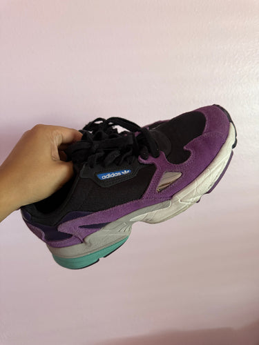 Adidas (Size: Woman 7.5)
