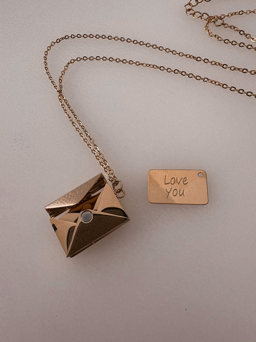 Love letter necklace *18k Gold Plated*