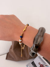 Load image into Gallery viewer, Cammie Acrylic Bracelet