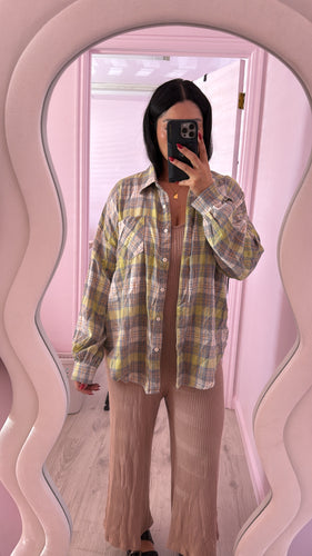 Flannel (SIZE LARGE)