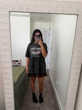 Load image into Gallery viewer, Mom Life Running on Fumes (XL)