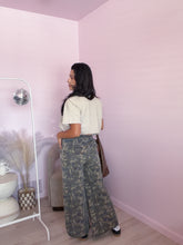 Load image into Gallery viewer, Tulip Style Denim Pants in Camo