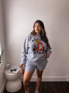 UTAH ARCHES graphic crewneck sweater