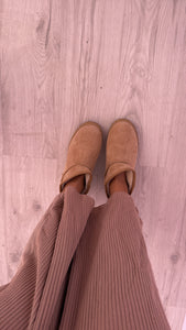 Booties (SIZE 8)