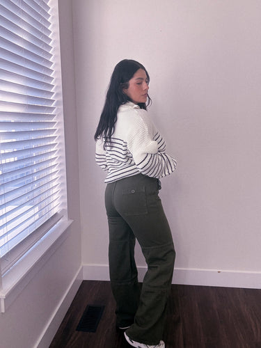 Cargo Pants in OLIVE