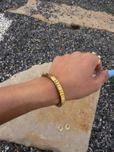 Load image into Gallery viewer, Cecilia Stretch Bracelet *18K Gold Plated*
