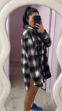 Load image into Gallery viewer, Plaid jacket in black (LARGE)