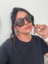 Load image into Gallery viewer, Jade Sunglasses in Tort Green
