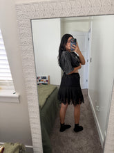 Load image into Gallery viewer, Lace satin layering skirt in black (Large)