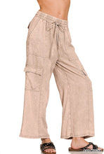 Load image into Gallery viewer, Ash Mocha Linen Cargo Pants