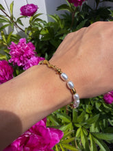 Load image into Gallery viewer, Anahí Pearl Bracelet *18K Gold Plated*