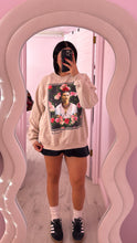Load image into Gallery viewer, Frida Kahló Oversized Crewneck Sweater (LARGE)