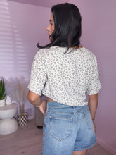 Load image into Gallery viewer, Eva Floral Ribbed Top