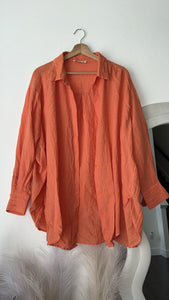 Buttondown shirt (LARGE)