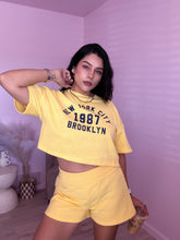Load image into Gallery viewer, New York City Brooklyn 1987 Set in Yellow