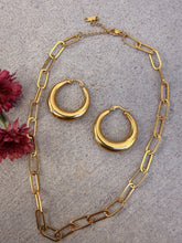Load image into Gallery viewer, Catalina Hoop Earrings *18K Gold Plated*