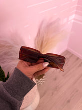 Load image into Gallery viewer, Brown square oversized sunglasses