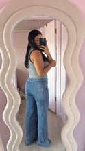 Load image into Gallery viewer, Side slit wide leg high stretch jeans size: (7/28)