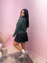 Load image into Gallery viewer, Active Pleaded Skort Skirt in BLACK