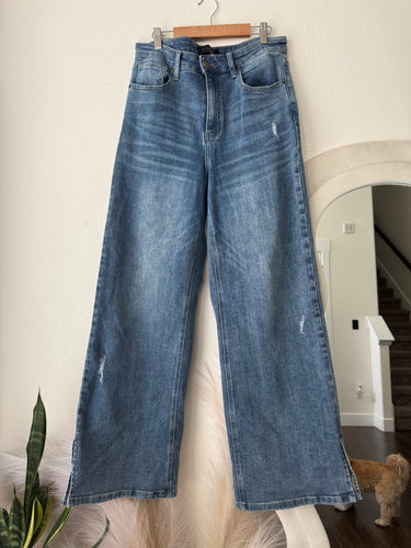 Side slit wide leg high stretch jeans size: (7/28)
