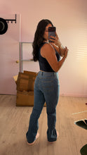 Load image into Gallery viewer, Wranglers Bootcut Stretch Jeans (Size: 8) *NEW WITH TAGS*
