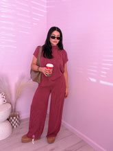 Load image into Gallery viewer, Allura Ribbed Set in Burgundy