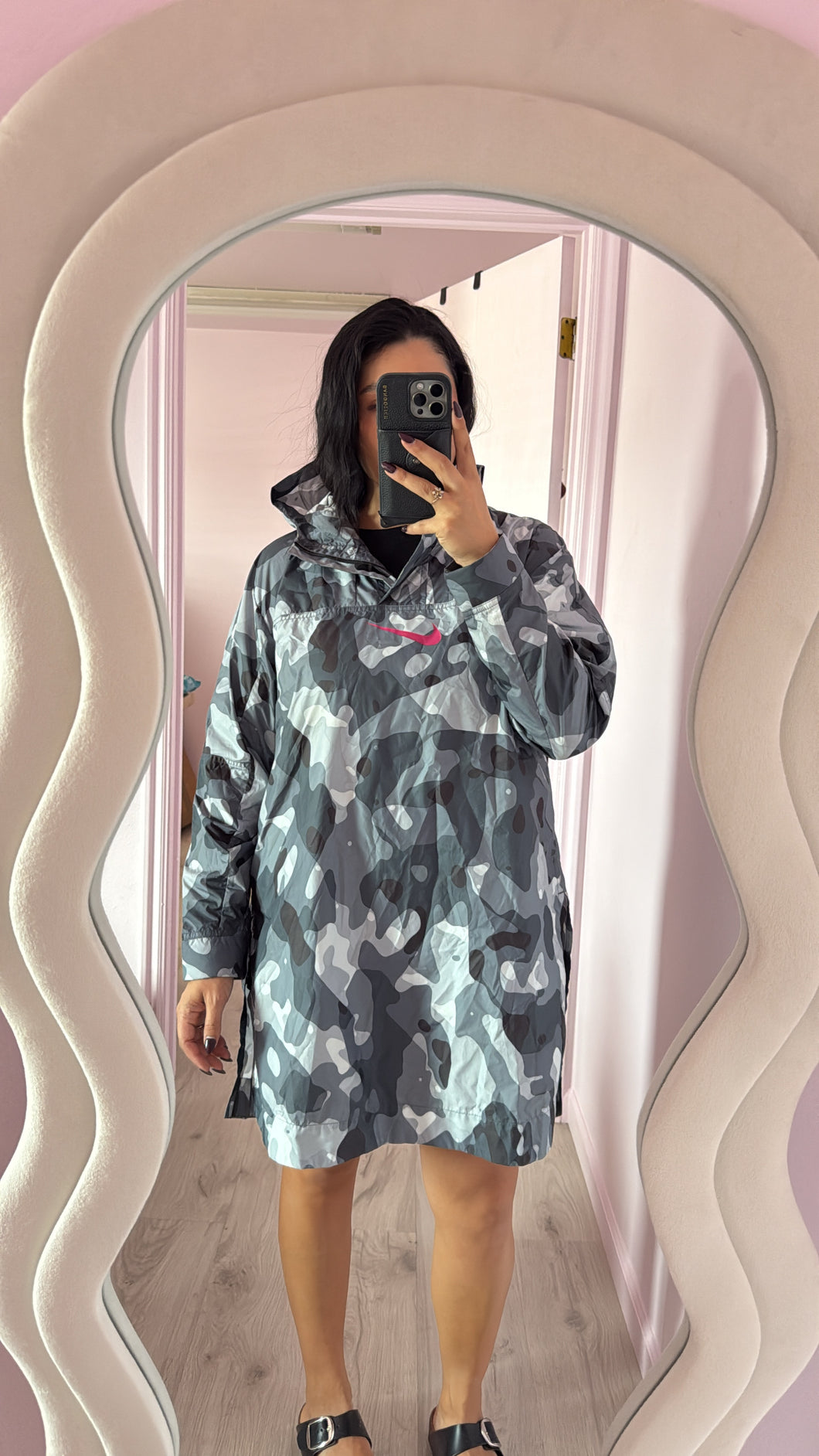 Nike Lightweight Rain Jacket (MEDIUM)