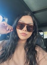 Load image into Gallery viewer, Jade Sunglasses in Brown