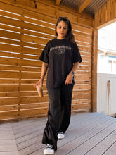 Load image into Gallery viewer, Black Wide leg pants (LARGE)