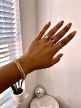 Load image into Gallery viewer, Cleo stretch Bracelet *18K Gold Plated*