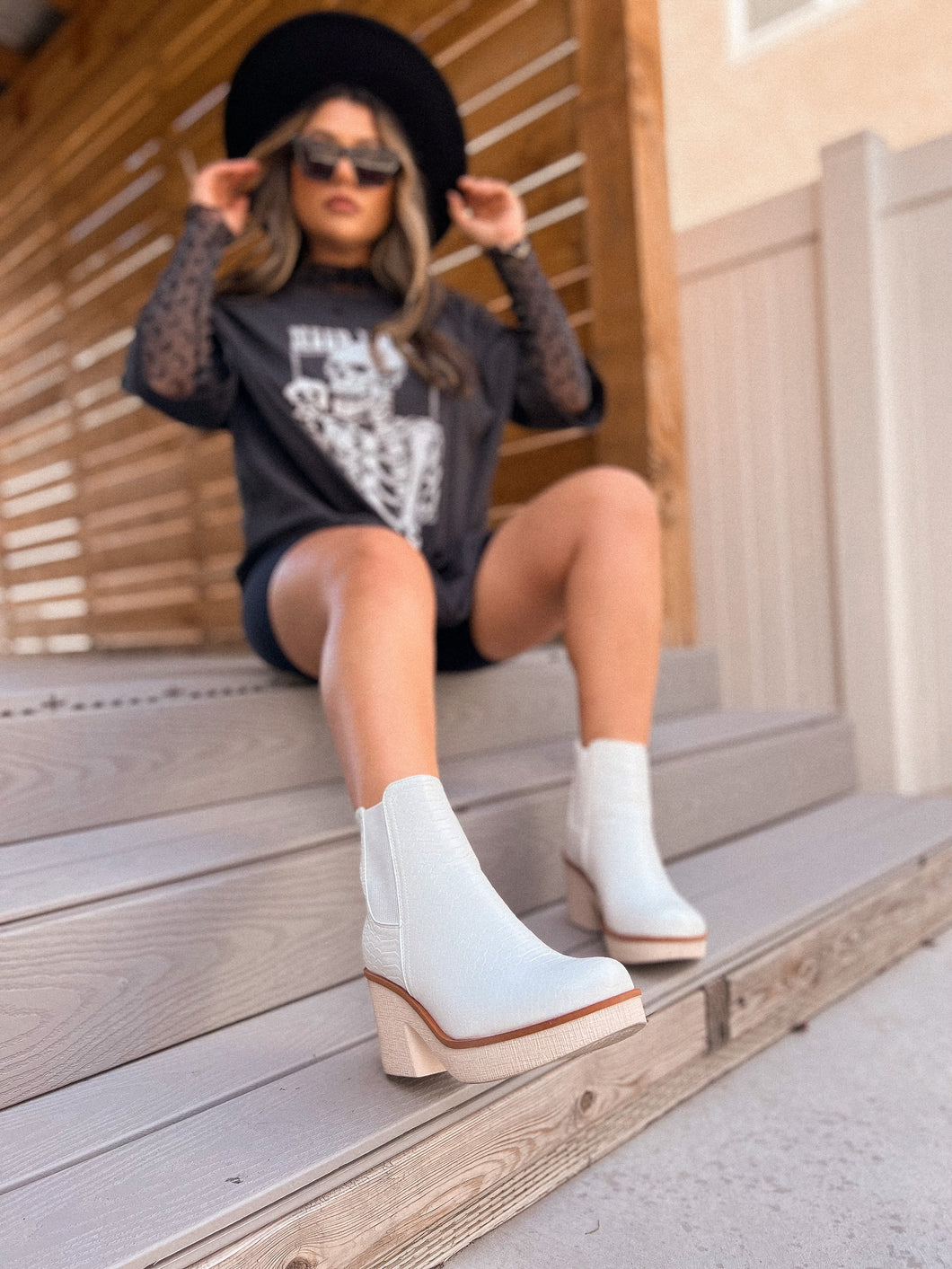 take me with you croc booties *WHITE*