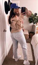 Load image into Gallery viewer, day by day high rise relaxed jeans (REG &amp; PLUS)