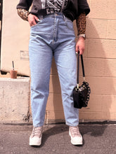 Load image into Gallery viewer, inner peace baggy mom jeans