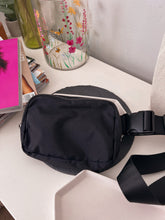 Load image into Gallery viewer, the edit belt fanny bag (3 COLORS)