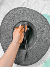 Load image into Gallery viewer, vacay vibes straw hat