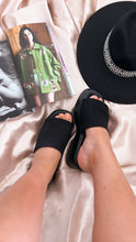 Load image into Gallery viewer, dos mil 1 low wedge sandals