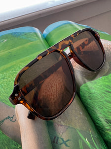 heartless aviator sunglasses *TORT BROWN*